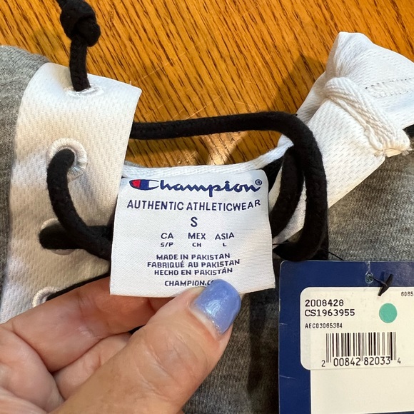 Umass Hockey Sweatshirt - Picture 8 of 8